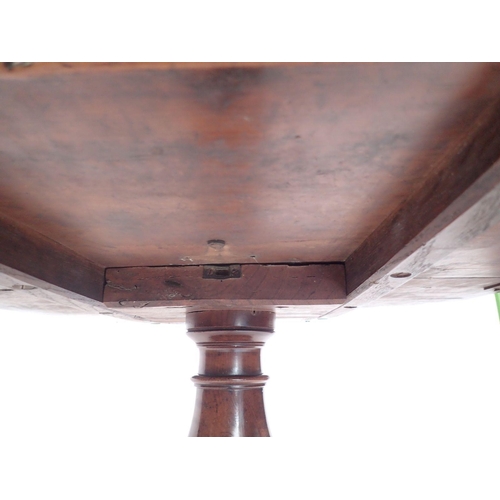 1088 - A 19th century mahogany occasional table on turned column and triple supports, 71.5 x 81.5cm