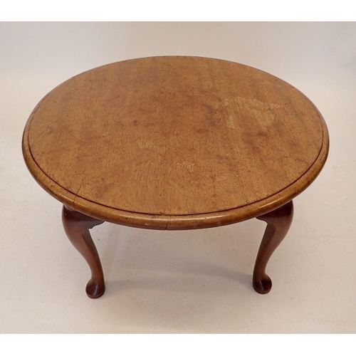 1185 - An early 20th century circular mahogany coffee table by Eric Shirley, Nairobi, Kenya, 75cm diameter