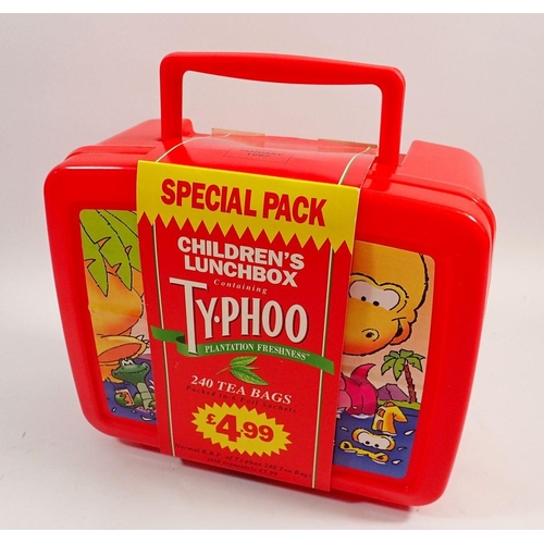 554 - A box of advertising and promotional items relating to Typhoo tea