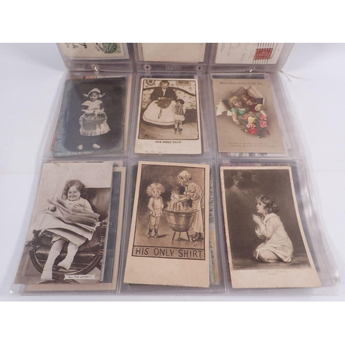 637 - A selection of postcards relating to The Queens Dolls House (43)