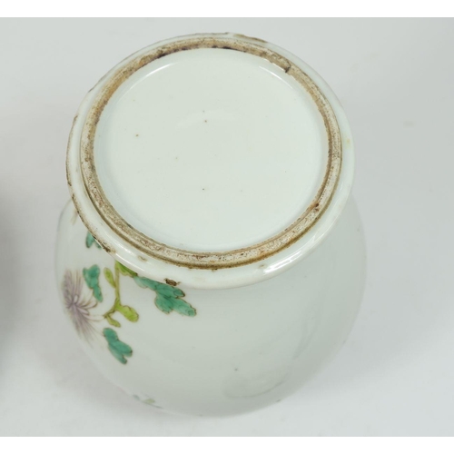 184 - A 19th century Chinese famille verte ginger jar and cover painted man on a roof climbing into a gard... 