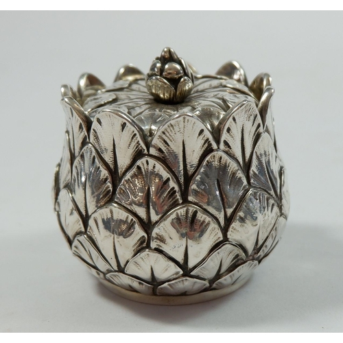 315 - An Elkington's silver pot and lid of artichoke form, Birmingham 1893, 6cm tall