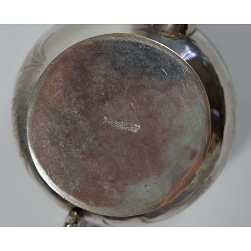 317 - A Chinese silver teapot, 316g, 11cm tall