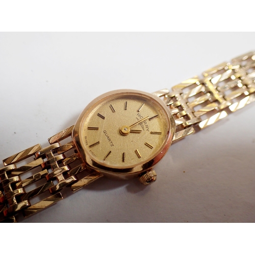 537 - A Rotary ladies quartz 9 carat gold watch and 9 carat gold strap