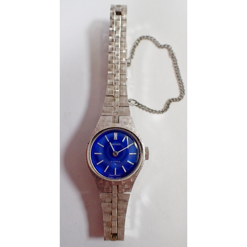 548 - A Seiko ladies mechanical 21 jewel wrist watch with blue dial