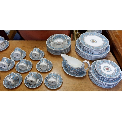 66 - A Wedgwood Florentine dinner service 151 pieces in total comprising: nine 9