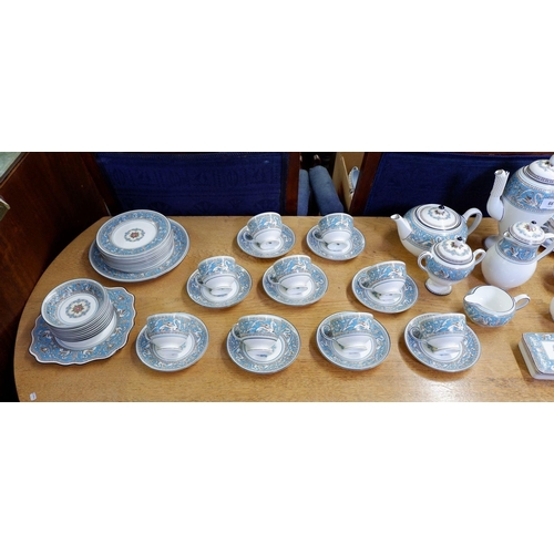 66 - A Wedgwood Florentine dinner service 151 pieces in total comprising: nine 9