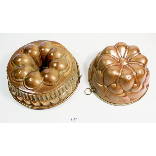 1120 - A large copper jelly mould, 26.5cm diameter and another smaller