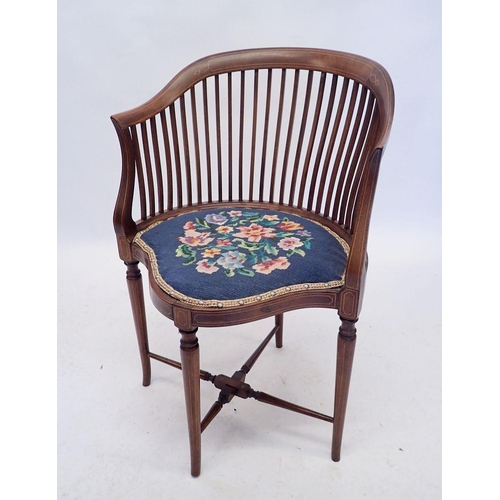 1207 - An Edwardian mahogany slat back corner chair on turned supports with tapestry sea, 140 x 67cm wide