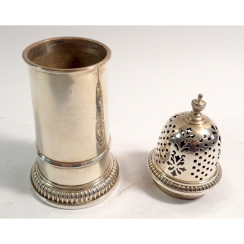 325 - A silver sugar caster, 171.7g, Birmingham 1963