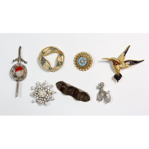 574 - A group of brooches including kingfisher