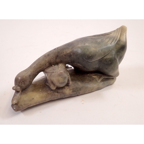 752 - A Chinese carved stone duck and duckling group, 14cm long