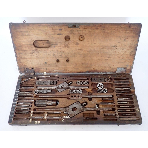 953 - An early 20th century boxed set of taps and dies by Eventus