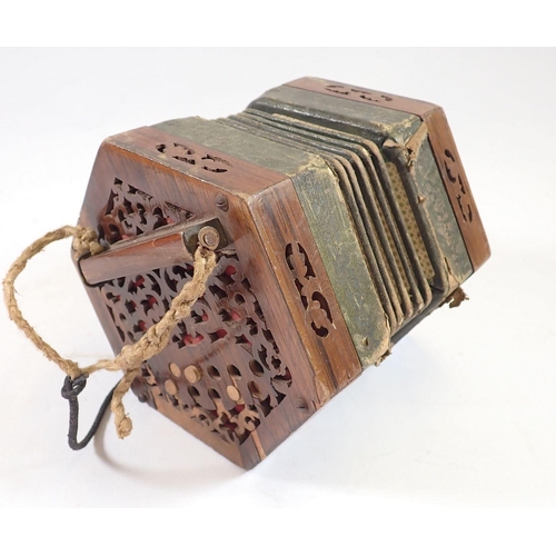 1019 - An antique hexagonal concertina