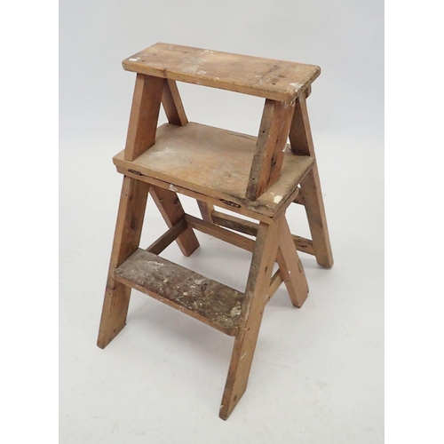 1096 - A rustic pine metamorphic chair and library steps