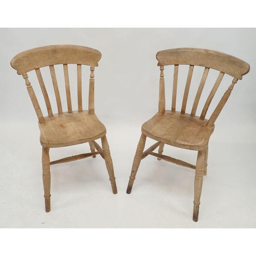 1325 - A pair of pine kitchen chairs