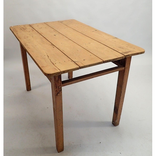 1326 - A pine kitchen table, 80cm wide x 120cm long x 80cm high