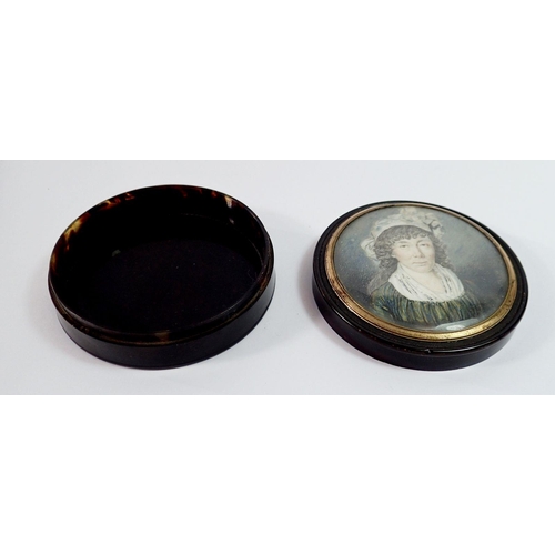 1337 - A 19th century tortoiseshell circular box inset ivory Marquis of Anglesey, 8cm diameter, Ivory Submi... 