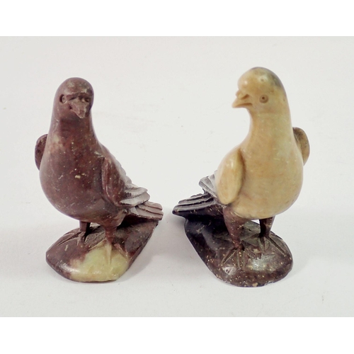 1345 - A pair of Chinese carved stone doves, 8cm high