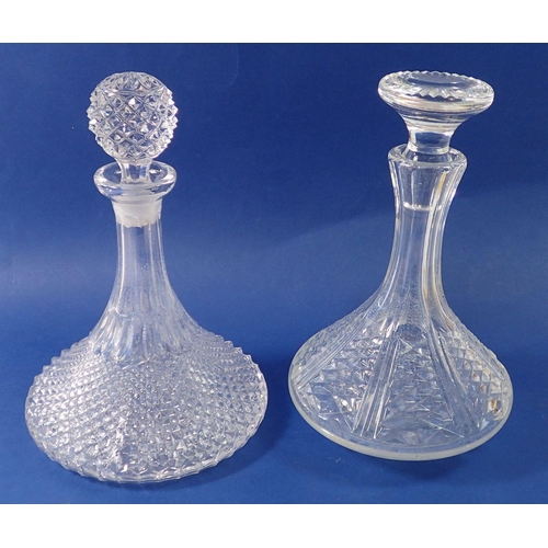 228 - Two ships decanters