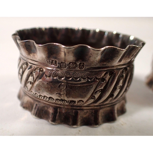 286 - A pair of silver napkin rings, 42g, Sheffield 1895