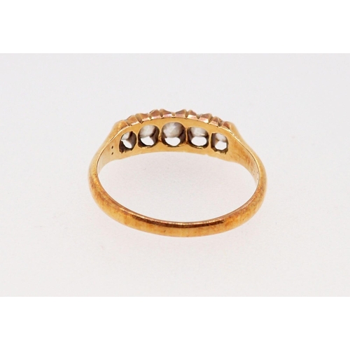 377 - A Victorian 18 carat gold five stone diamond ring, size M to N, 2.8g