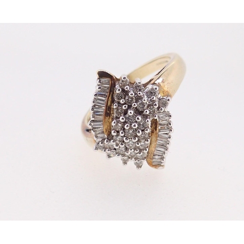 382 - A 9 carat gold ring set diamonds, size M, 4g