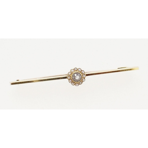 435 - An Edwardian 15 carat gold bar brooch set aquamarine and seed pearls with box, 3g, 6cm