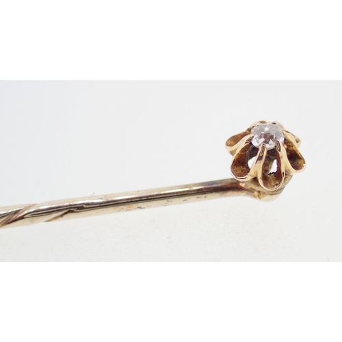 436 - A Victorian gold stick pin set diamond, cased