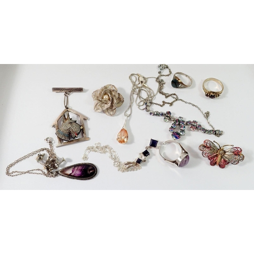 458 - A selection of vintage and later silver jewellery to include Blue John necklace, butterfly brooch, s... 