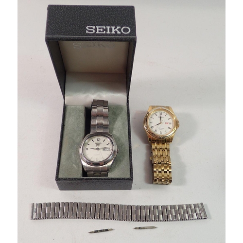 537 - A Seiko Automatic gentlemen's wrist watch and another Seiko