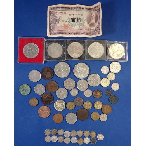 569 - A group of pre-decimal and decimal coinage including seventeen pre 47 silver threepences, eight comm... 