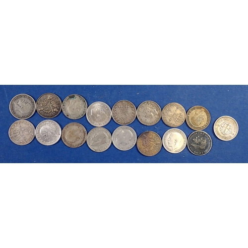 569 - A group of pre-decimal and decimal coinage including seventeen pre 47 silver threepences, eight comm... 