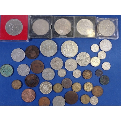 569 - A group of pre-decimal and decimal coinage including seventeen pre 47 silver threepences, eight comm... 