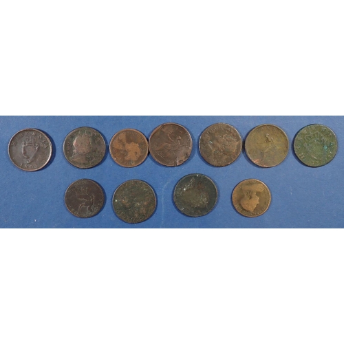 571 - A box of pre-decimal British coins to include George I, George II and George III half pennies, 1721,... 