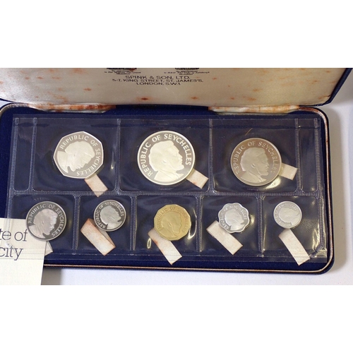 610 - A group of five coin sets including Franklin Mint Guyana 1977 proof set, 10 dollar sterling silver, ... 