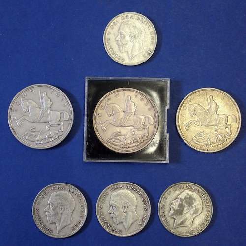 636 - Three George V silver crowns 1935 plus four half crowns 1925, 1929, 1932, 1934, Cond: Good - VF