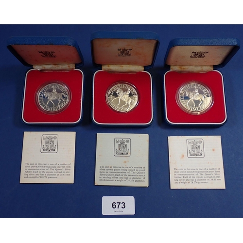 673 - Three Royal Mint silver proof crowns 1977 Silver Jubilee, all cased, each coin 28.276g, Cond: Unc