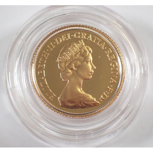 702 - An Elizabeth II 1982 gold proof half sovereign, leather case, Cond: Unc