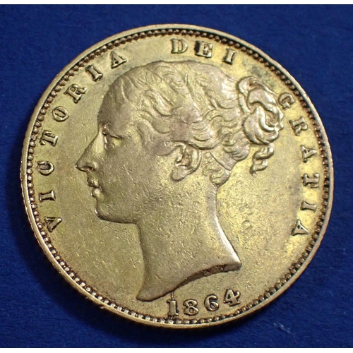 713 - Gold sovereign: Victoria 1864, WW on truncation, die number 19 second head Cond: VF/EF