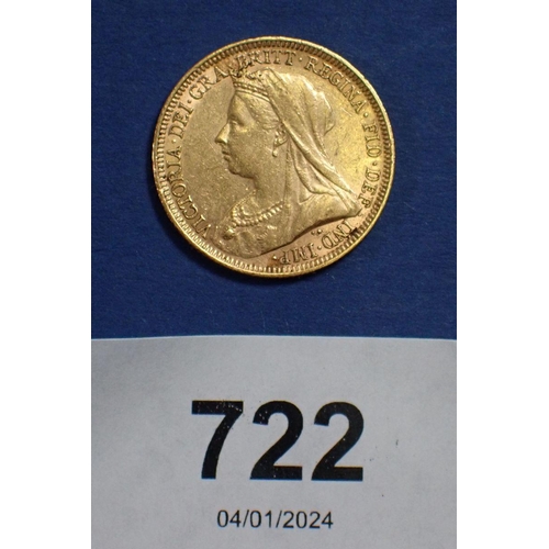 722 - Gold sovereign: Victoria veiled bust 1895, London mint Cond: Fine