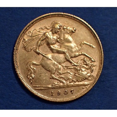 738 - An Edward VII gold half sovereign 1912 Cond: VF