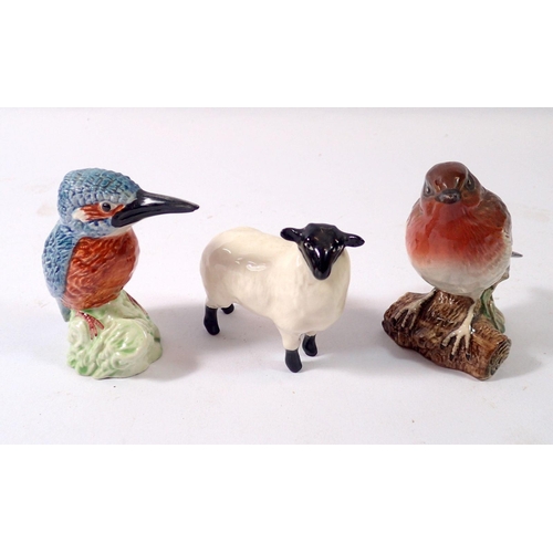 75 - A Beswick robin, kingfisher and sheep