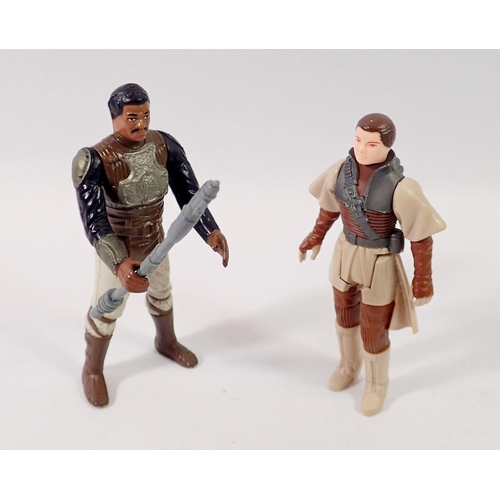 815 - A box of thirteen vintage Kenner/Palitoy Star Wars figures including Lando Calrission Skiff Guard wi... 