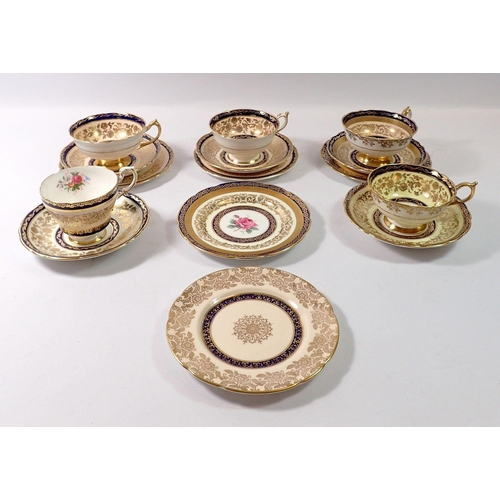 84 - A Paragon set of five cabinet cups and sacuers and five tea plates