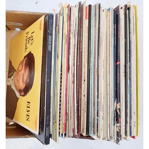 962 - A collection of Elvis Presley vinyl LP records from 1960s - 1980s including Elvis TV Special, From E... 