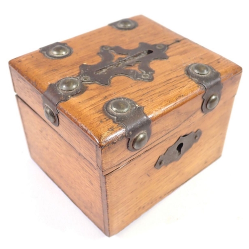 985 - An oak and metal mounted money box - no key, 9.5 x 7 x 8.5cm