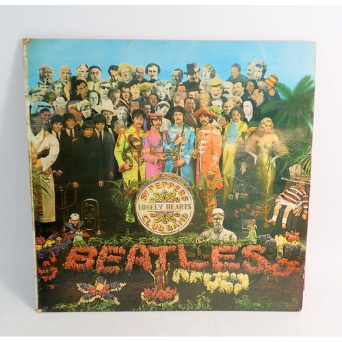 1033 - Vinyl LP 'The Beatles' Sgt Peppers Lonely Hearts Club Band - rare fourth proof variant complete with... 