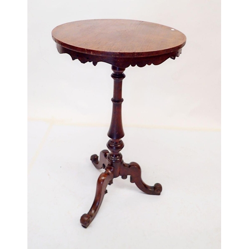 1036 - A Victorian oak occasional table with turned column and triple carved supports, 45cm diameter, 77cm ... 