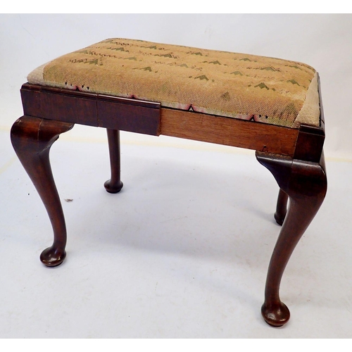 1056 - A Georgian mahogany dressing table stool - a/f